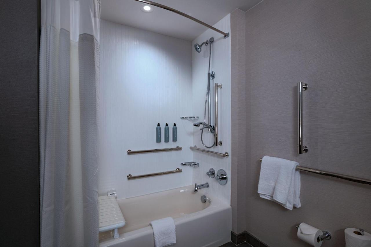 Courtyard By Marriott Colorado Springs North, Air Force Academy Hotel Ngoại thất bức ảnh