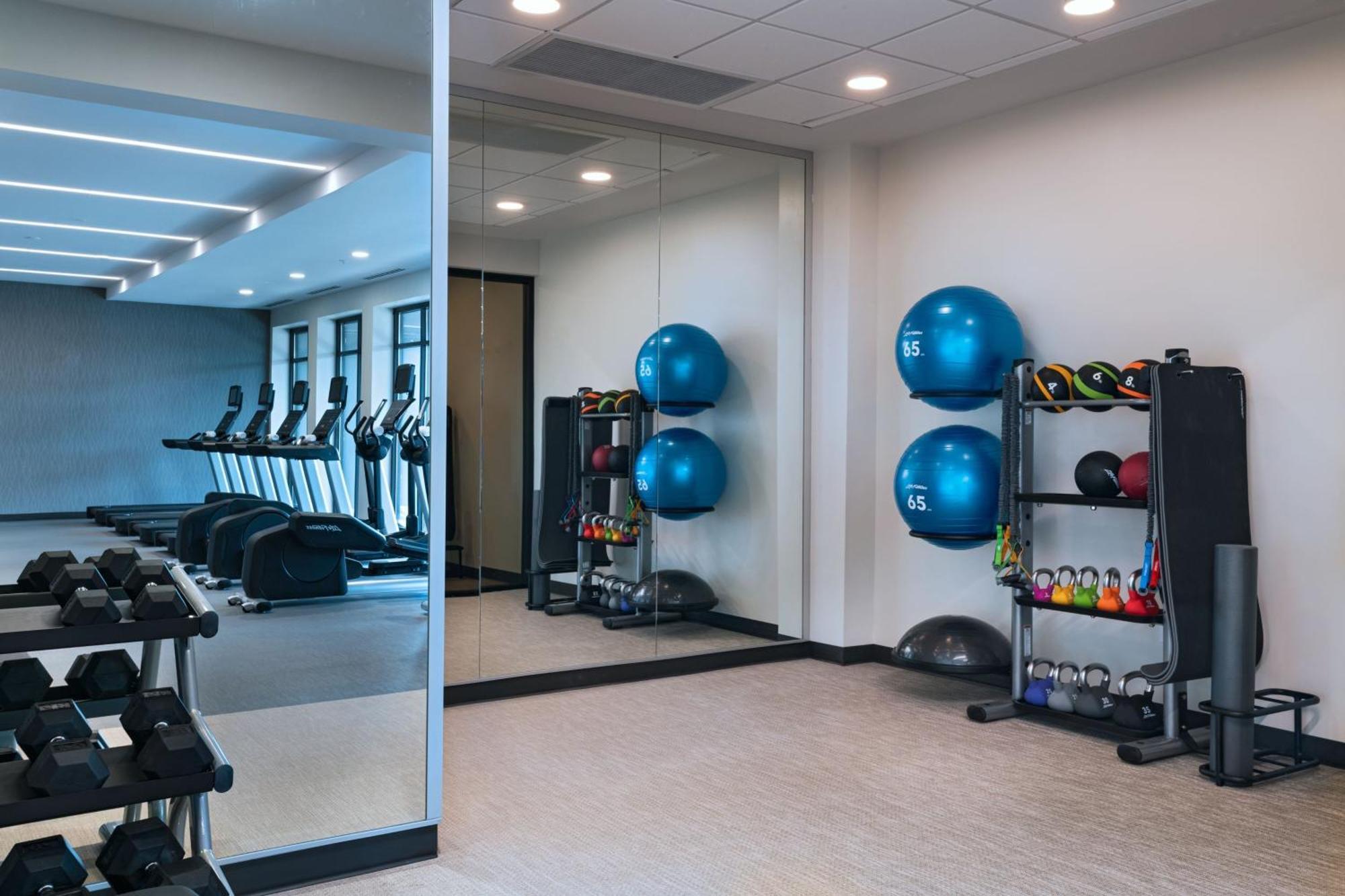 Courtyard By Marriott Colorado Springs North, Air Force Academy Hotel Ngoại thất bức ảnh