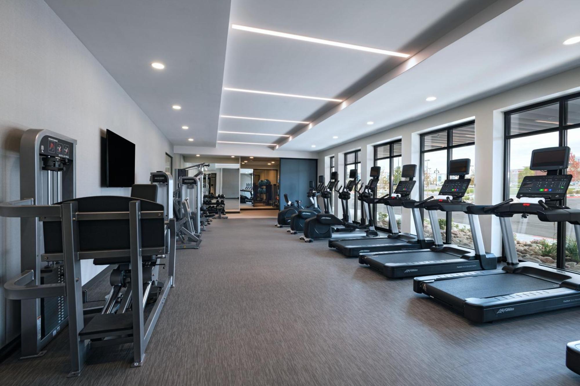 Courtyard By Marriott Colorado Springs North, Air Force Academy Hotel Ngoại thất bức ảnh